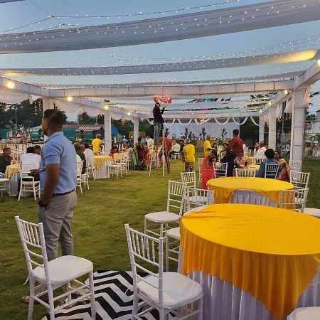 Pune Wtc Eon Destination Weddings Kharadi Exteriör bild